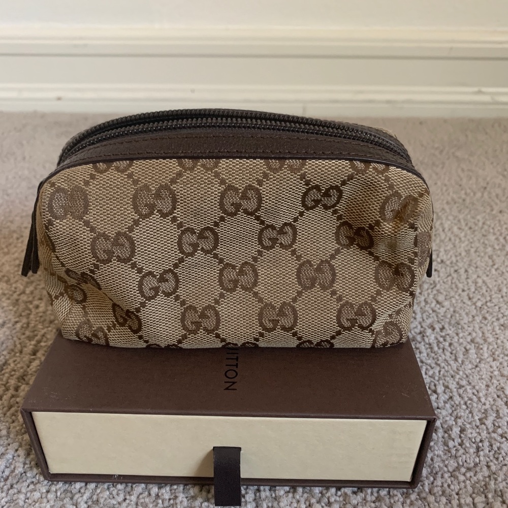 GUCCI Monogram Small Cosmetic Case